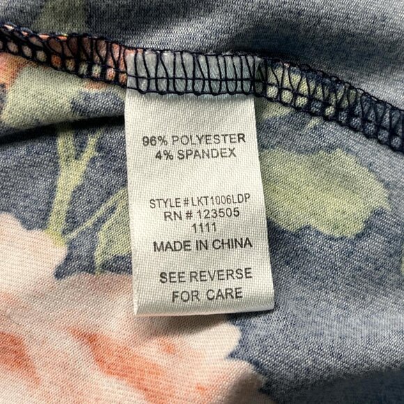 Heart Hips Women’s Navy Floral V‑Neck Short Sleeve Stretch Top Size Medium - Picture 4 of 5